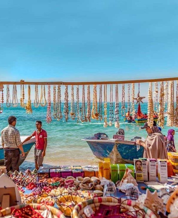 تور-قشم-از-اصفهان-اقساطی